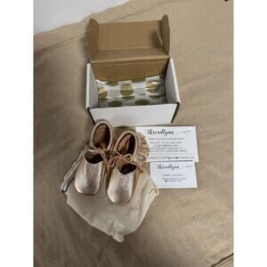 Threadlynn Baby Shoes Size 4 Rose Gold Leather Moccasins Fringe Soft Sole Infant